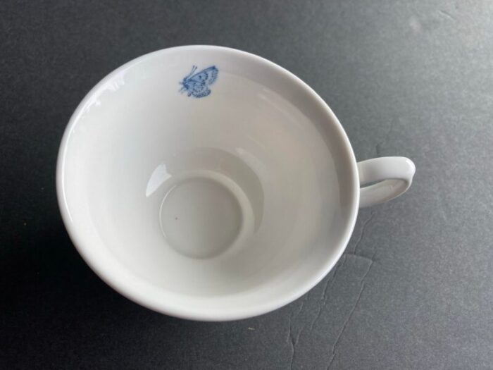 1970s portmeirion botanic blue 2 cups and 2 saucers marked by maker 2470