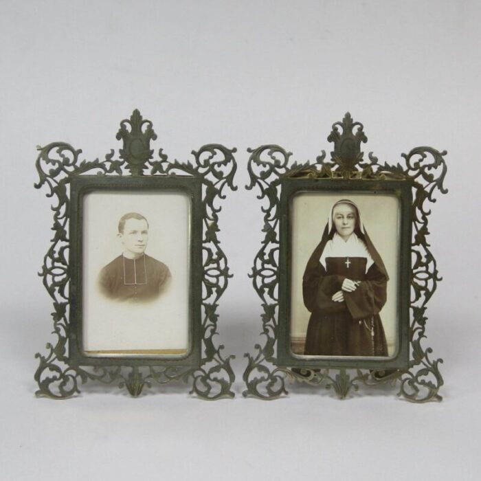 antique portrait frames 1800s set of 2 1