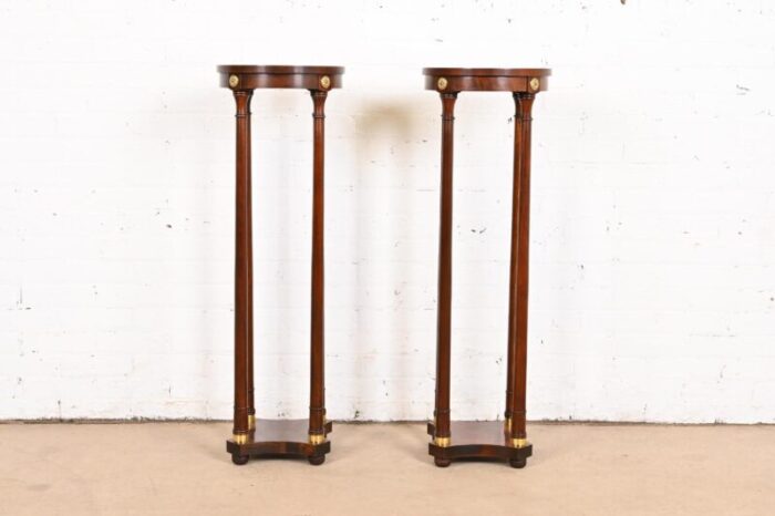 baker furniture regency mahogany and brass pedestal plant stands pair 0894