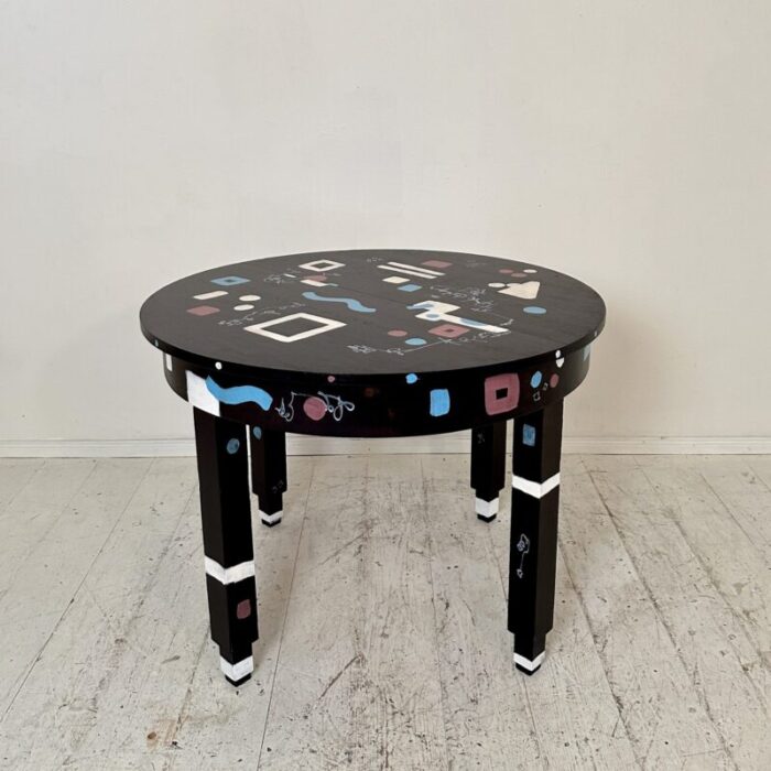 bauhaus round extendable dining table 1920 8035