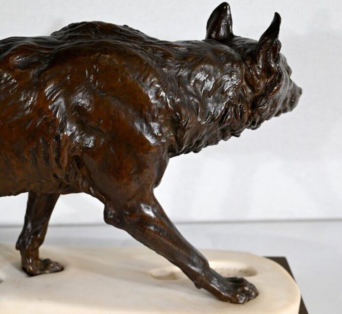 bronze marble wolf walking in the snow from valton 1800s 13