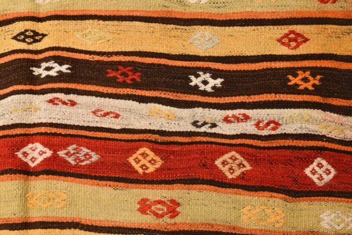 country and farmhouse kilim rug 1960s 8