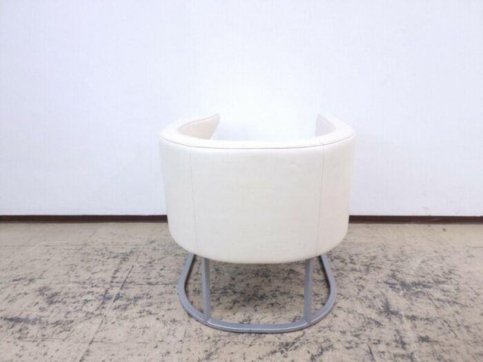 ds 207 leather armchair in cream white from de sede 5704