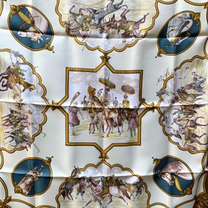 hermes paris silk scarf les chevaux des moghols 1993 de fougerolle 2465