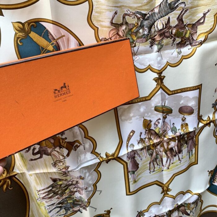 hermes paris silk scarf les chevaux des moghols 1993 de fougerolle 8763