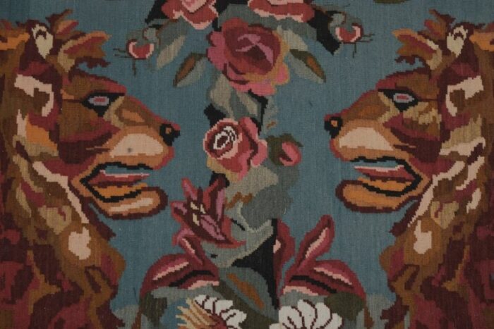 kilim rug with double lion motif 1970s 7