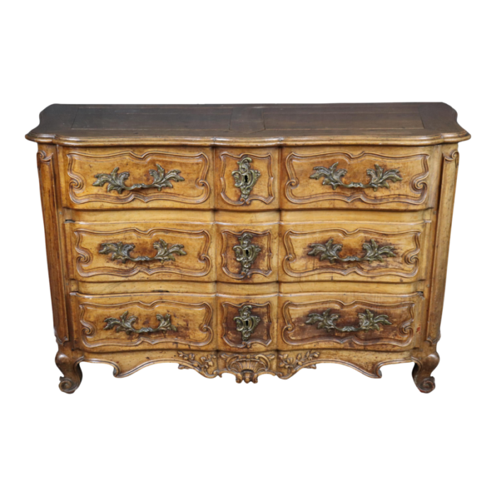 large fine quality 18th century carved walnut french louis xv style commode 3131