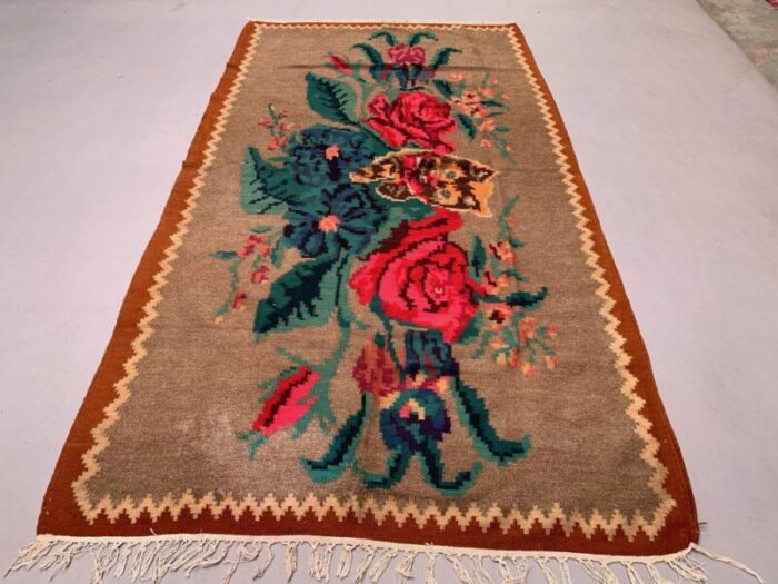 large vintage moldovan wool square kilim rug 1 1