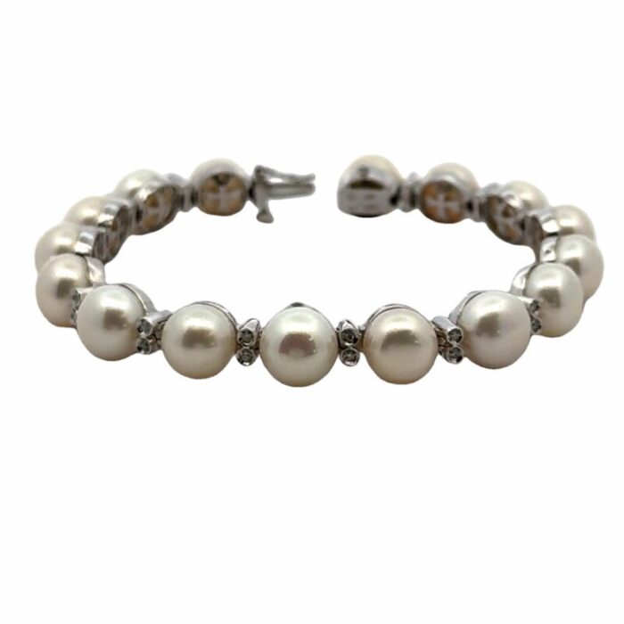 late 20th century diamond fresh water cultured pearl 14 karat white gold bracelet 1171