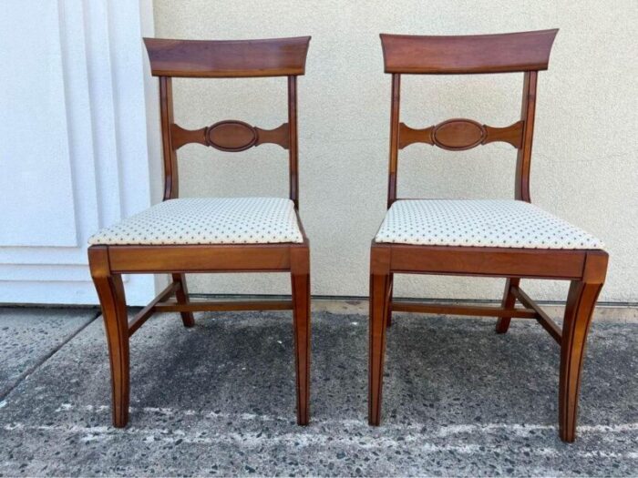 mid 20th century vintage regency style solid cherry dining chairs by lewisburg furniture set of 5 9189