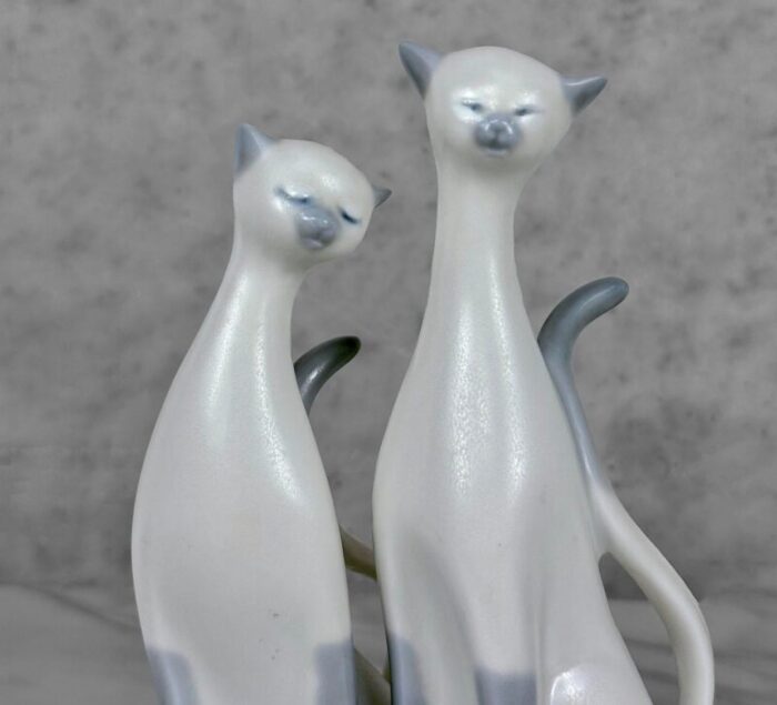 mid century atomic porcelain siamese cat sculpture a pair 2568