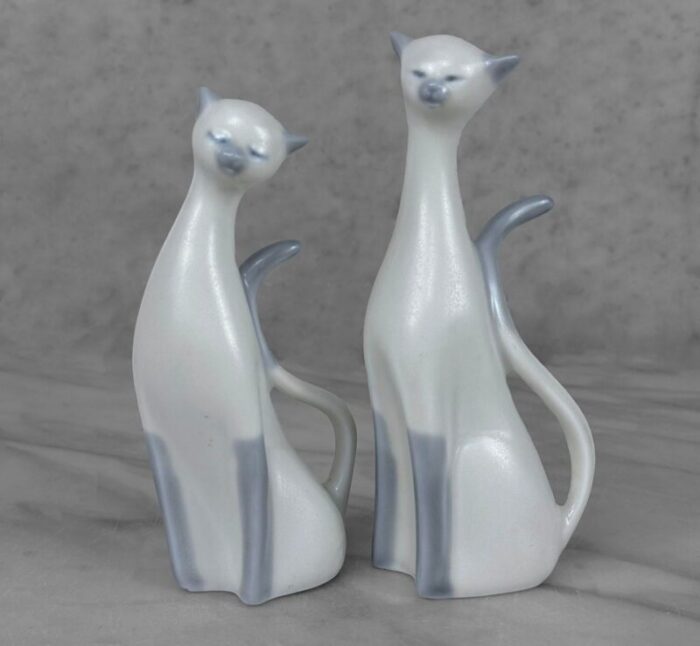 mid century atomic porcelain siamese cat sculpture a pair 5225