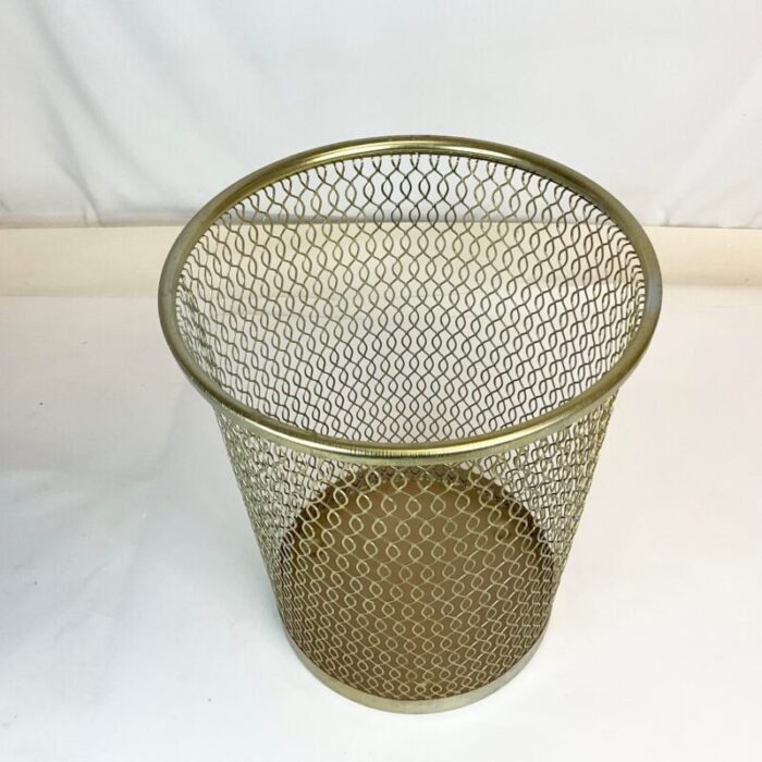 mid century hollywood regency atomic metal mesh wastebasket 9869