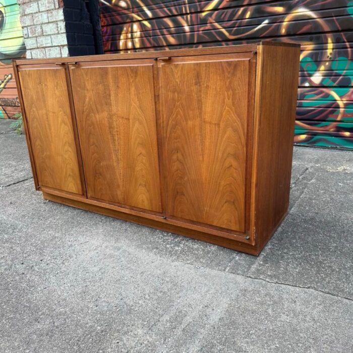 mid century modern laminate top credenza 2 of 2 believe founders 8537