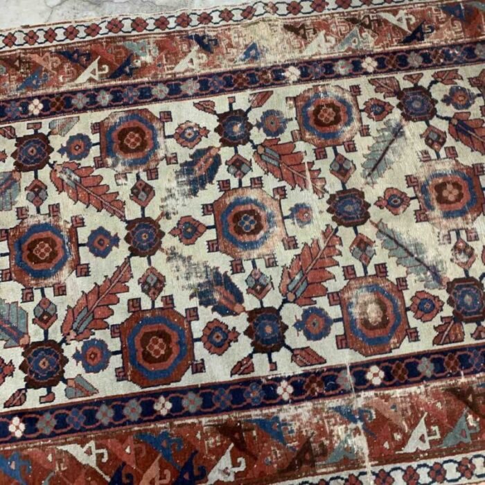 middle eastern north west rug 1820s 5