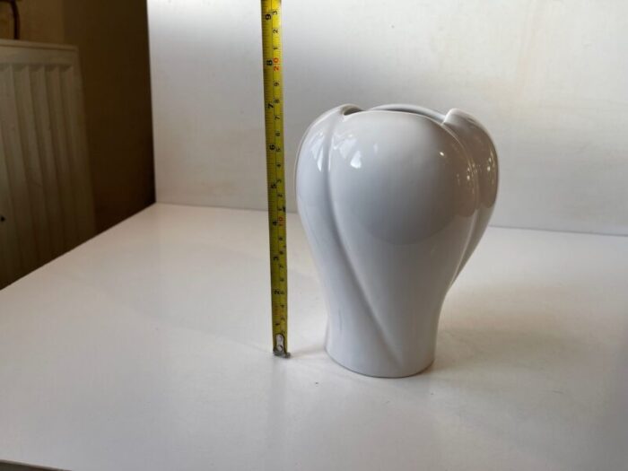 modernist white four petal vase in white porcelain 1970s 2475