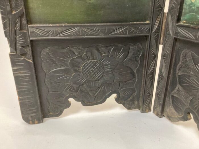 oriental style folding fire screen in relief 1890s 8