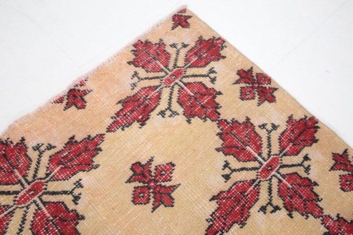 red vintage rug in wool 18