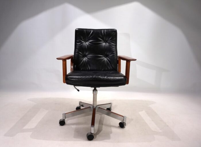 sibast leather and teak office chair by arne vodder 1960 2378