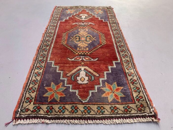 small vintage turkish rug 3 1