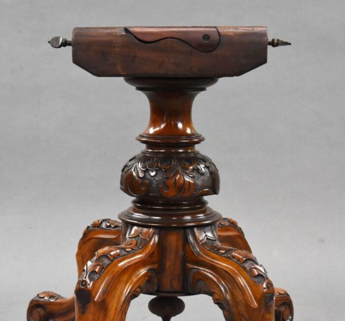 victorian burr walnut oval loo table 1860s 3134