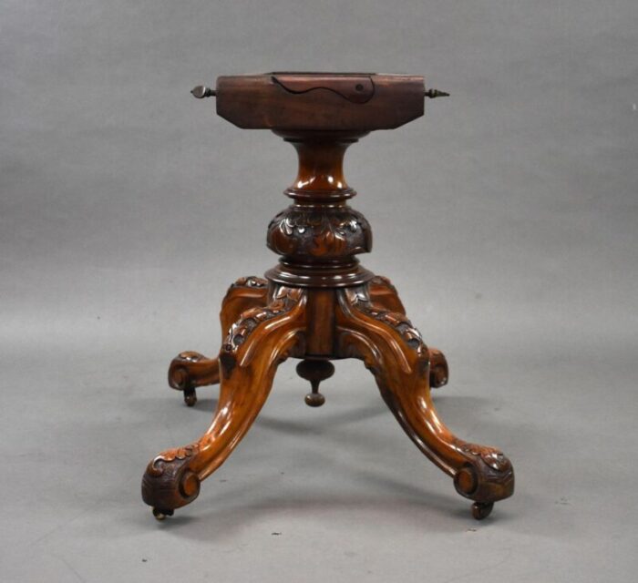 victorian burr walnut oval loo table 1860s 9251