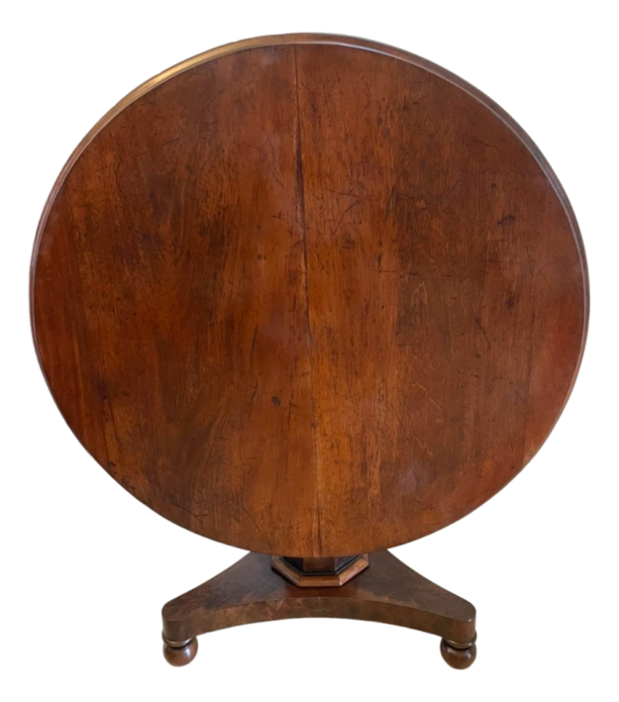 victorian figured mahogany circular dining table 1860s 3108