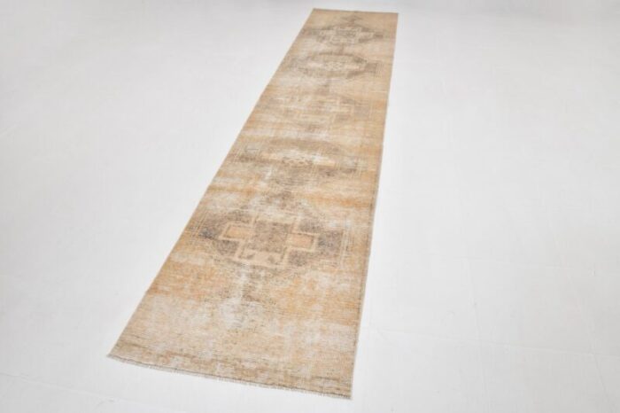 vinatage neutral runner rug 1965 4