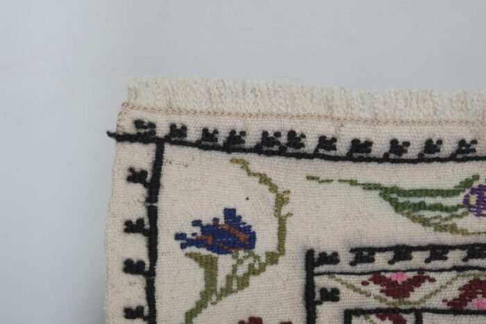 vintage aubusson tulip kilim rug 11