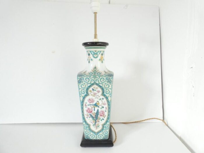 vintage chinoiserie floral table lamp 7693