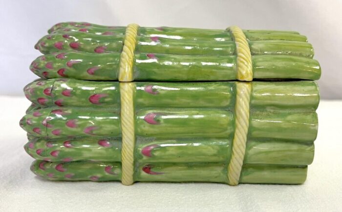 vintage majolica style porcelain trinket box asparagus wrapped with rope 2298