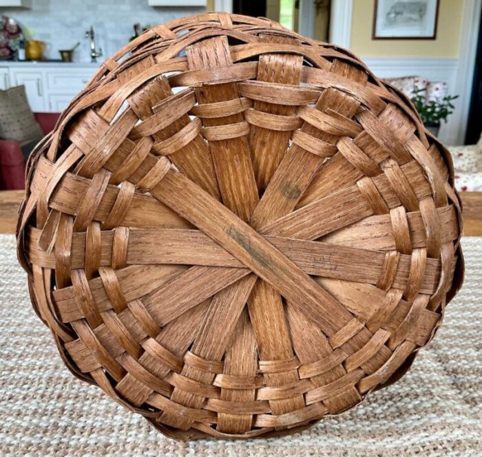 vintage nantucket style basket with wooden handle 8022