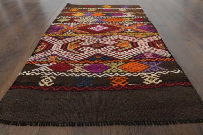 vintage turkish mediterrian handmade rug 10