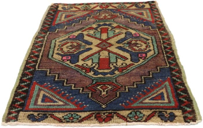 vintage turkish yastik rug 0108 x 0206 9679