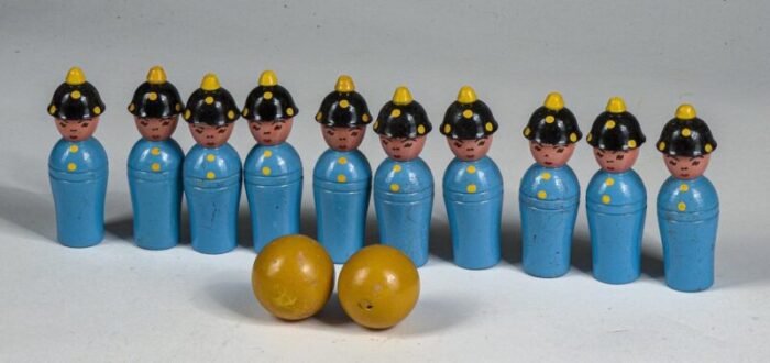 wooden toy bowling game from gurman matelica italy 1940s set of 12 4