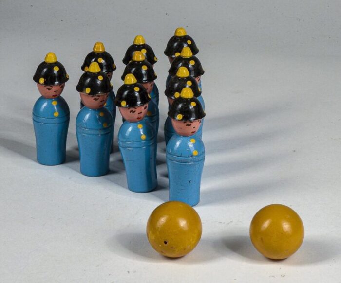 wooden toy bowling game from gurman matelica italy 1940s set of 12 7